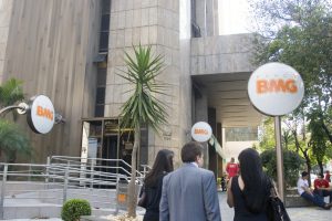 predio bmg pedestres