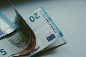 euro unsplash