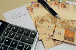 calculadora dinheiro fotos publicas