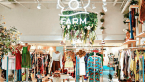 Fachada de loja da Farm, marca do Grupo Soma