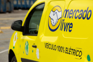 Van amarela do Mercado Livre
