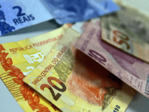 cédulas nota real dinheiro