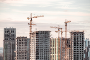 Prédios em construção