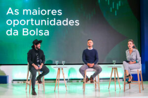Foto de Will Castro Alves e Lucas PitMoney durante o evento TradeMap Discovery