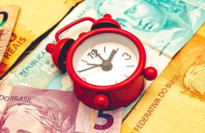 Renda Fixa relógio