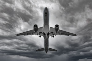 Avião voando