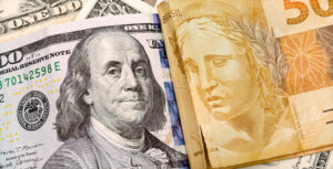 Dólar e real