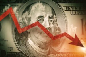 Após a injeção de liquidez, os Estados Unidos veem a inflação disparar e a economia flertar com a recessão.