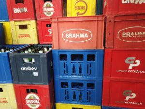 Caixas de marcas da Ambev