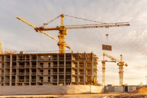 Um prédio em construção Cury