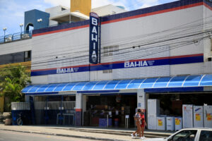 Fachada de loja das Casas Bahia, da Via