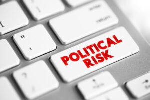 teclado escrito risco político